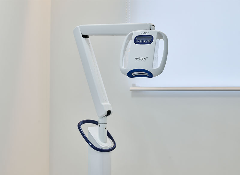 ホワイトニング照射器