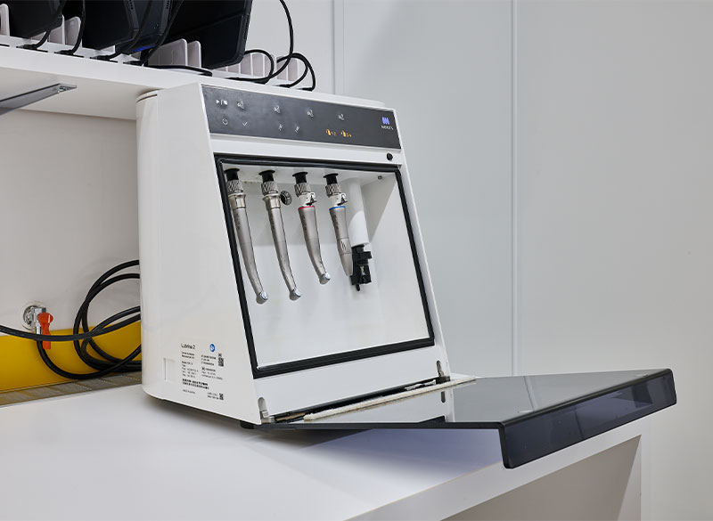 ハンドピース注油器