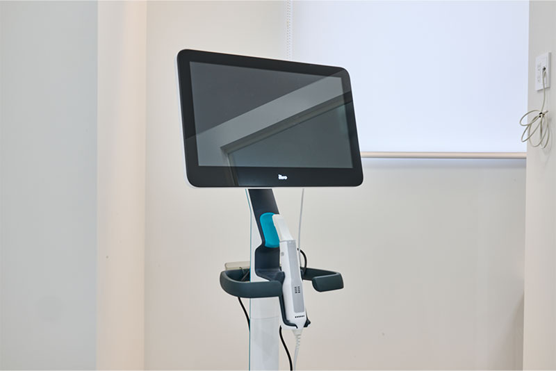 型取り・人工歯の製作